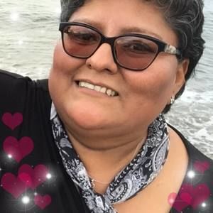 Meet your Posher, Ramona